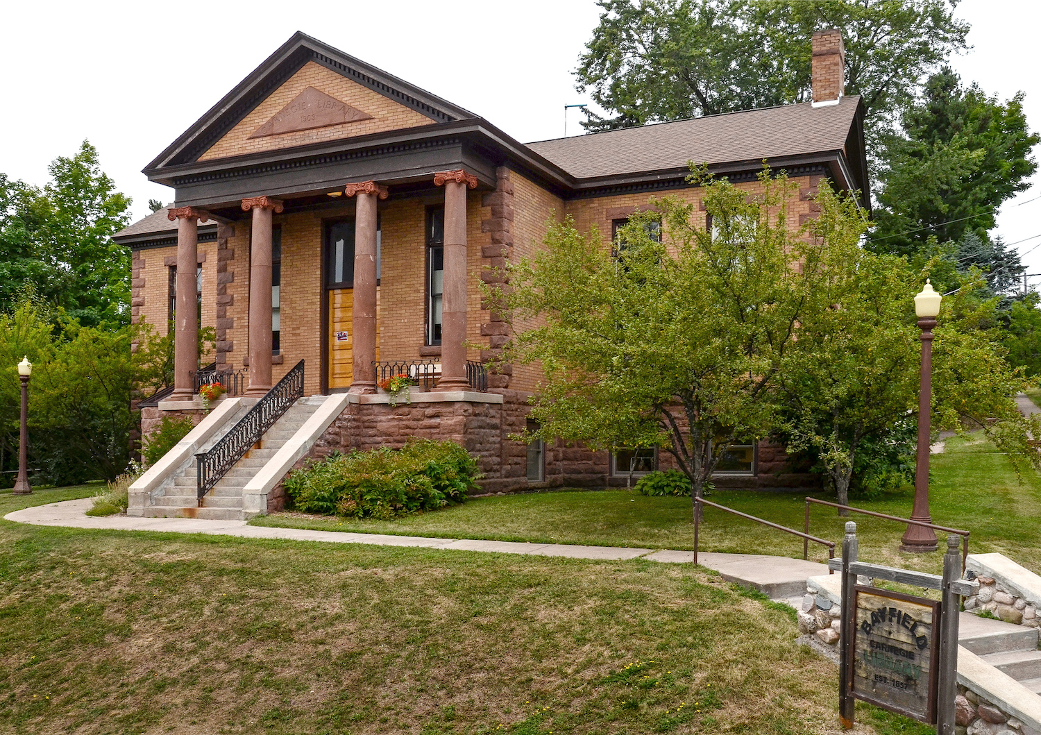 Bayfield Carnegie Library